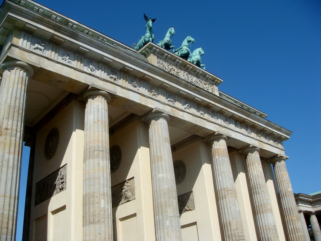 PROGRAMA TRANSNACIONAL DE FORMACIÓN Y PRÁCTICAS EN ALEMANIA PROGRAMA TRANSNACIONAL DE FORMACIÓN Y PRÁCTICAS EN ALEMANIA